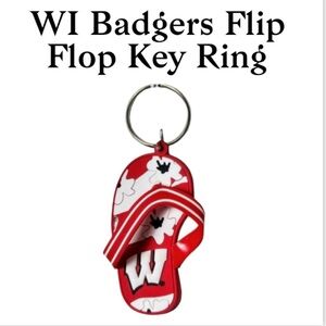 NWT Wisconsin Badgers PVC Red & White Flip Flop Keychain